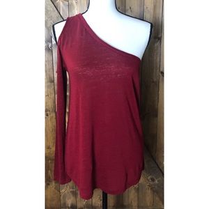 Sanctuary Cold Shoulder Top Size Small
